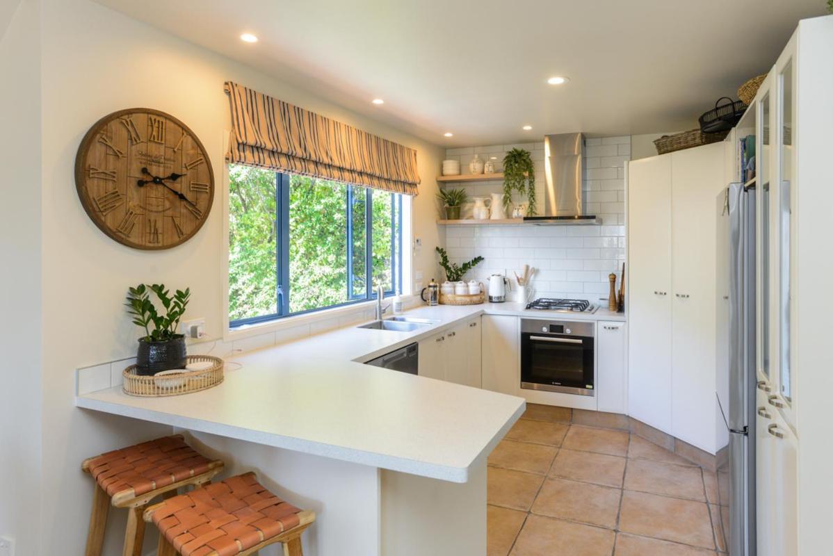 Ahuriri'S Eden - Napier Holiday Home Екстериор снимка